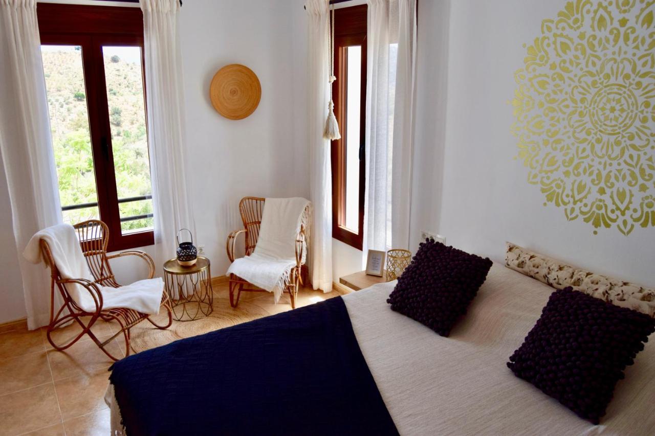 B&B And Apartments Cortijo La Zapatera Canillas de Aceituno Eksteriør billede