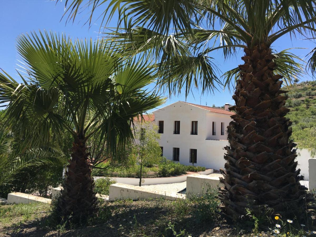 B&B And Apartments Cortijo La Zapatera Canillas de Aceituno Eksteriør billede