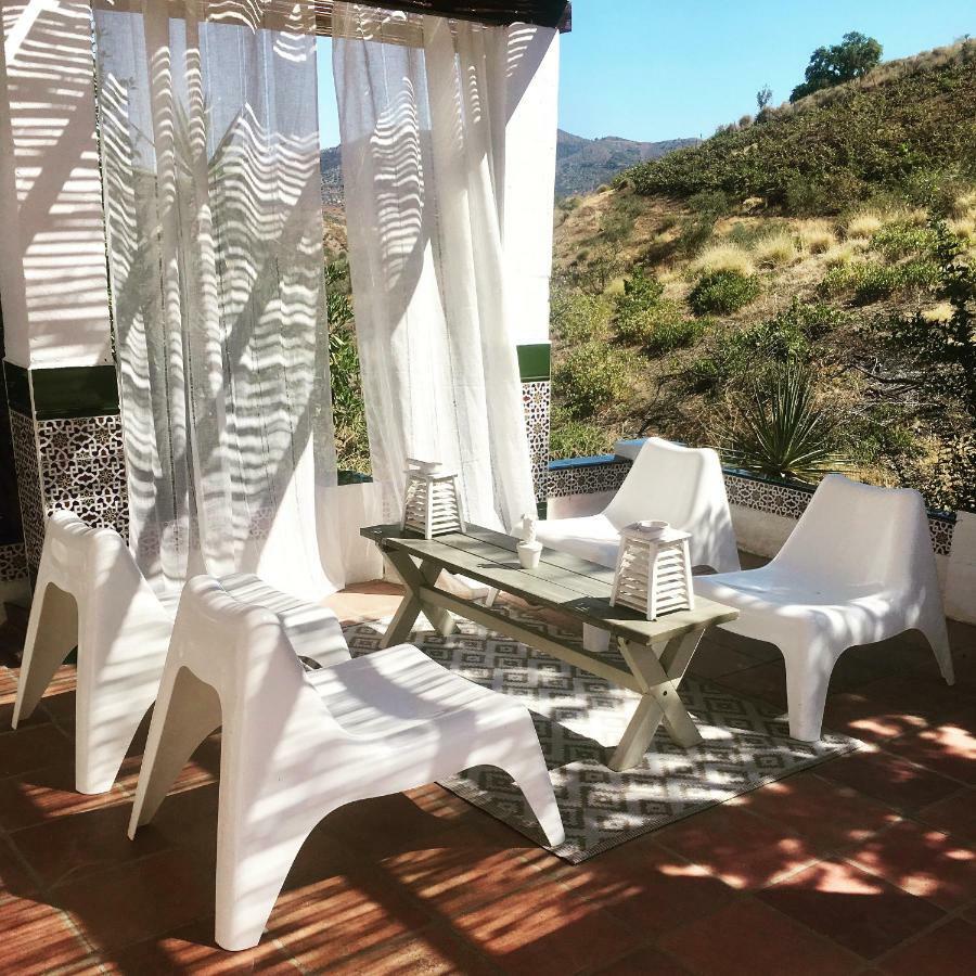 B&B And Apartments Cortijo La Zapatera Canillas de Aceituno Eksteriør billede